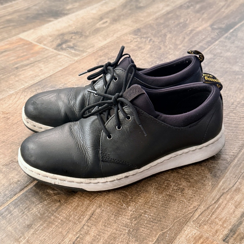 Dr. Martens Mens Solaris Leather Low Top Sneakers, Black, 11